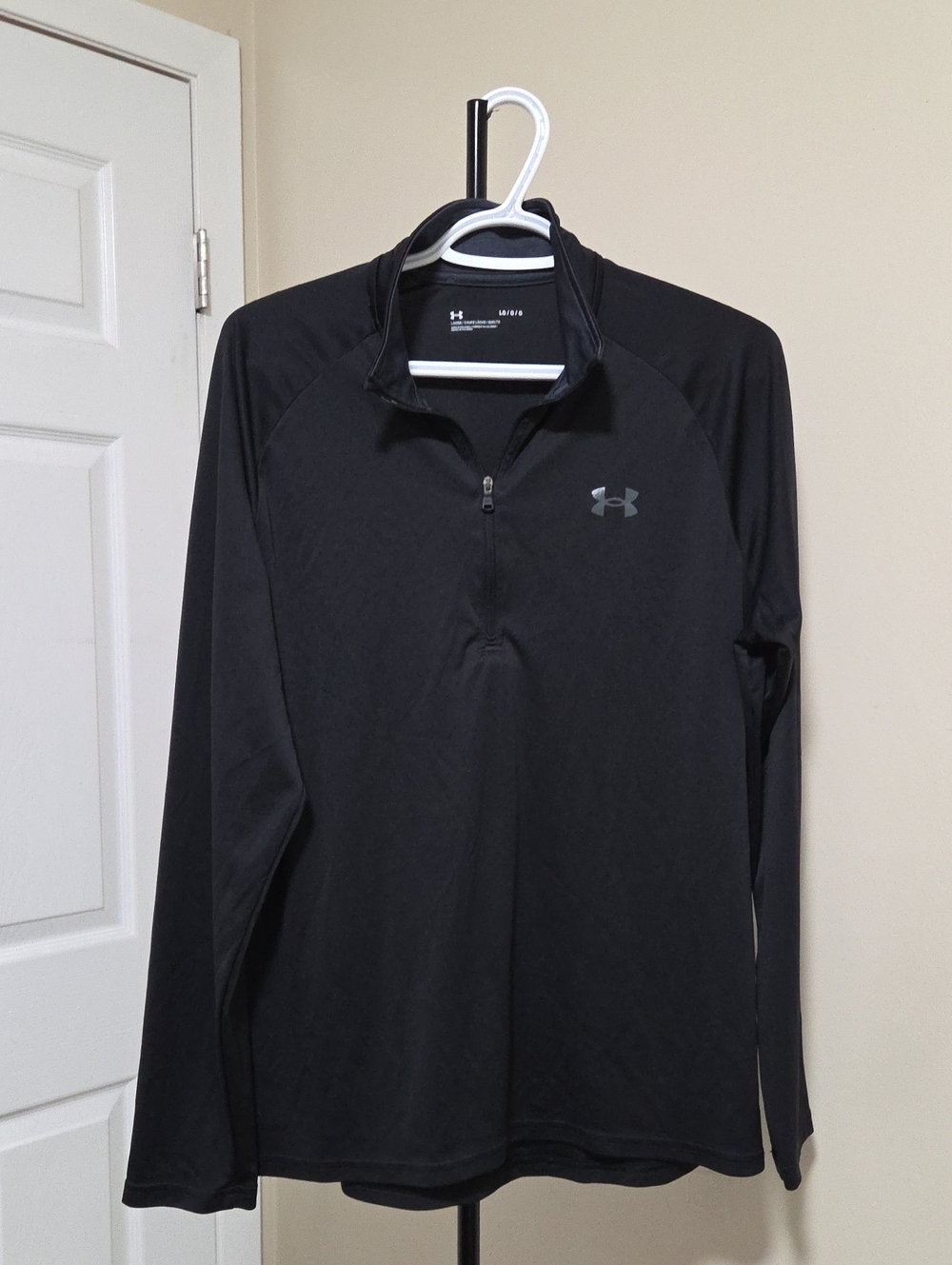 Under Armour Men’s Black 1/4 Zip Performance Jacket